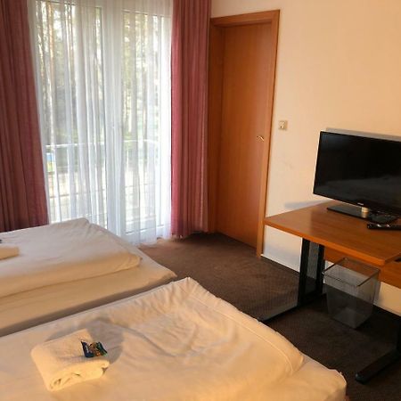 Hotel Mivano Lehrte Eksteriør bilde
